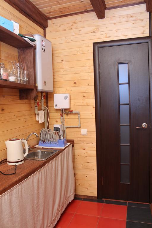 ホテルUsadba Kupalinka Ostrovo 部屋 写真